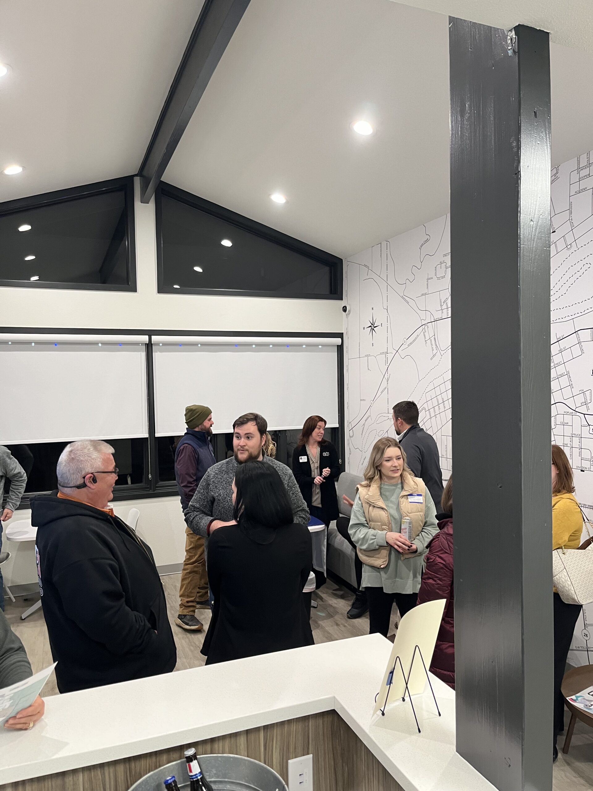 Above: Members of the Dixon Chamber of Commerce converse and connect at the first Business After Business Event of the Year.